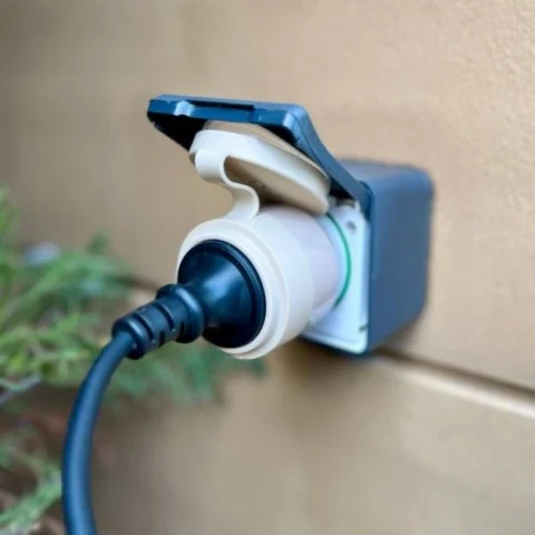 Enchufe Smart Shelly Plug S Gen3 PM Wi-Fi Exterior